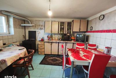 Casă cu 5 camere cu Teren 1296 Mp în Bucovăț - 9