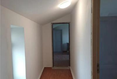 Casă cu 7 camere cu Canalizare în Prejmer - 2