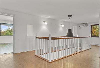 Vilă eleganta, spatioasa, suprafata utila 200 mp, teren 763 mp, Tărtășești - 30