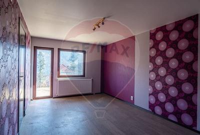 VILA! Investitie - pretabil pensiune SINAIA- zona apreciata turistic! - 16