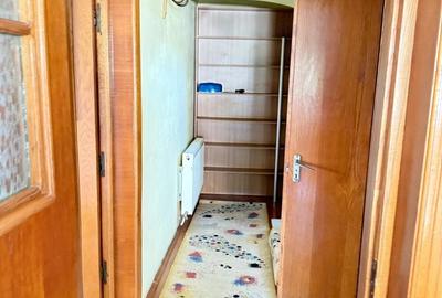 Casă cu 10 camere cu Teren 1200 Mp în Central - 1