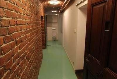 Apartament cu 3 camere de închiriat în zona P-ta Unirii - 13