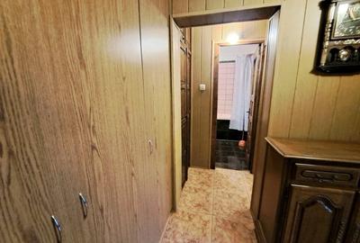 Vanzare Apartament 2 Camere, Decomandat , Micro 12 Targoviste - 8