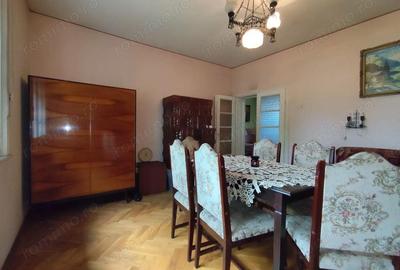 Casă cu 3 camere cu Teren 608 Mp în Central - 11