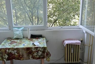 Apartament cu 3 camere semidecomandat în Titan - 4