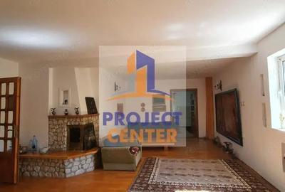 Casă cu 4 camere cu Teren 842 Mp în Trivale - 1