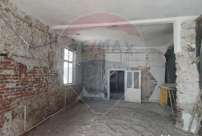 Spațiu comercial, de 68 mp, în Ultracentral - 2