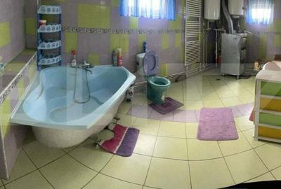 Casă cu 6 camere cu Teren 400 Mp în Rădăuți - 9