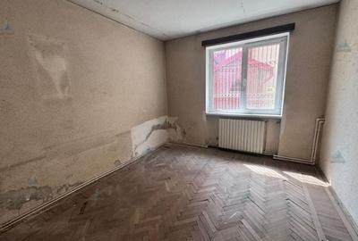 Apartament cu 3 camere circular în Central - 2