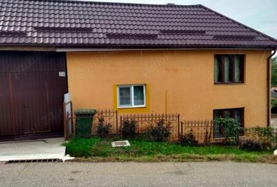 Casă cu 4 camere în Recea - 4