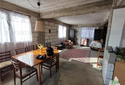 Vila cu 3 Camere si teren de 700 mp de vanzare in Frumusani - 8