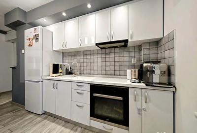 Apartament cu 4 camere decomandat în Nufărul - 6