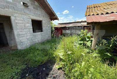 Casă cu Teren 700 Mp în Central - 8