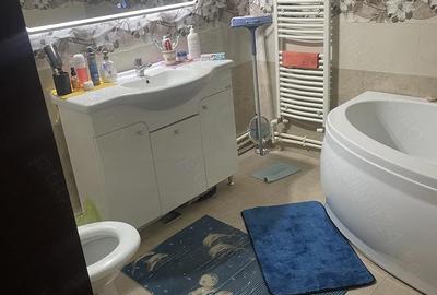 Casă cu 6 camere cu Teren 350 Mp în Corbu - 9