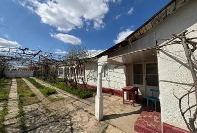 De vanzare casa batraneasca sat Calmatui, comuna Grivita, jude?ul Galati - 5