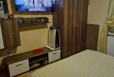 Apartament cu 3 camere decomandat în Ostroveni - 5