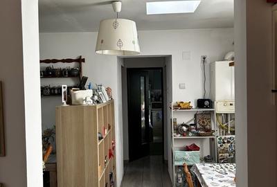 Apartament cu 2 camere nedecomandat în Central