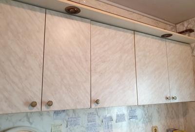 Apartament cu 2 camere decomandat în Sârbi