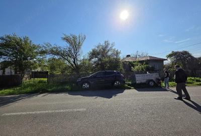 Casă cu Teren 1263 Mp în Vâlcele - 2