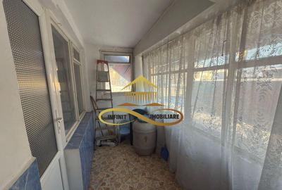 Apartament cu 3 camere decomandat în Central - 2