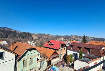 Casă individuală cu 4 camere cu Canalizare în Schei - 11