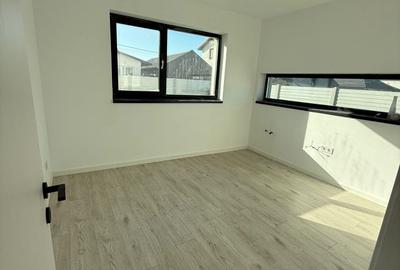 <Casa individuala cu pompa de caldura P+1E> 4 camere 2 bai 280 mp teren - 7