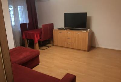 Apartament cu 3 camere decomandat în Brâncoveanu