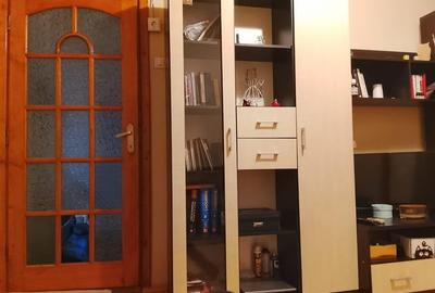 Apartament mobilat si utilat etaj 4 zona Sagului Apartament mobilat si utilat etaj 4 zona Sagului - 9