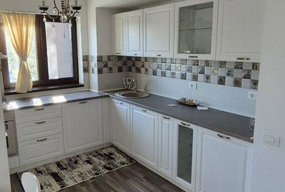 Apartament cu 2 camere semidecomandat în Apărătorii Patriei