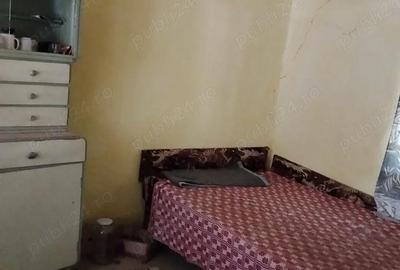 Casă cu 6 camere cu Teren 2200 Mp în Stăncuța - 8