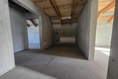 Casă cu 4 camere cu Teren 300 Mp în Palota - 19