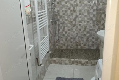 Apartament de vanzare zona Fagaras bloc de caramida et - 1