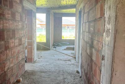 Casă cu 4 camere cu Teren 800 Mp în Central - 6