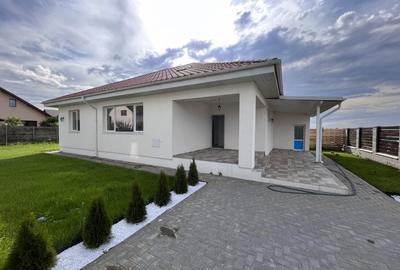 Casă individuală cu 4 camere în Dârza