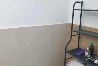 Apartament cu 3 camere decomandat, mobilat în Tractorul - 19