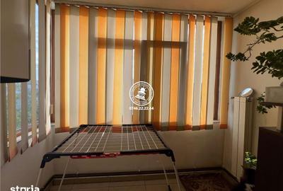 Apartament cu 3 camere decomandat în Nicolina - 9