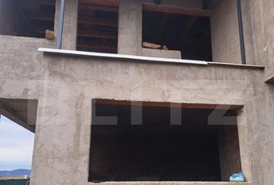 Casă cu 3 camere cu Teren 499 Mp în Central - 17