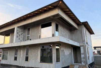 Casă cu 4 camere în Palazu Mare - 2