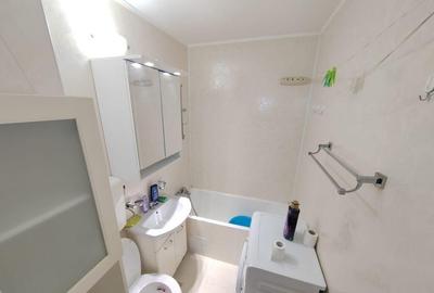 Titan Metrou 1 Decembrie - 1