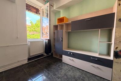 Garsonieră decomandată în Romană - 3