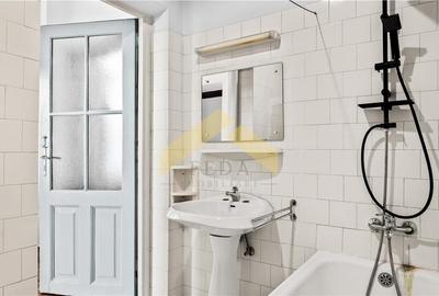 Apartament ultracentral cu 3 camere si centrala proprie Apartament ultracentral cu 3 camere si centrala proprie - 6