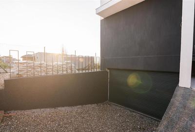 Casă cu 5 camere cu Teren 900 Mp în Oncea - 35