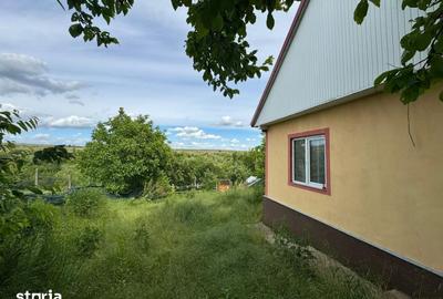 Casă cu 2 camere cu Teren 1200 Mp în Schitu Duca - 2