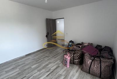 Apartament cu 2 camere decomandat în Gherăiești - 12
