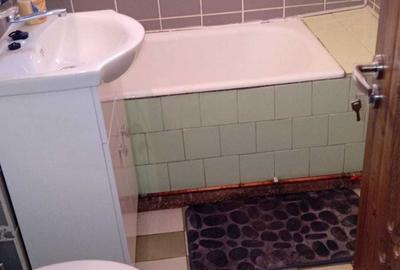 Apartament cu 3 camere decomandat în Românești - 2