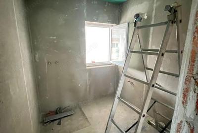 Casă cu 3 camere cu Teren 280 Mp în Bucovăț (Remetea Mare) - 1