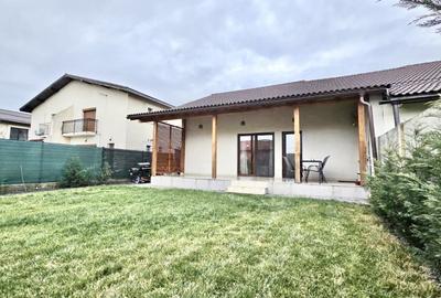 Duplex cu 3 camere cu Canalizare în Moșnița Veche - 1