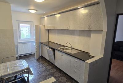 Apartament cu 3 camere decomandat în Bartolomeu - 3