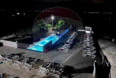 DE VANZARE Pensiune cu piscina, pastravarie, zona spa locatie de vis - 13