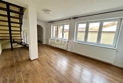 Casă cu 6 camere cu Teren 428 Mp în Iosia - 2